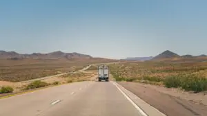 Arizona truck accident lawyers helping injured victims in Tucson, Phoenix, Flagstaff, and Scottsdale AZ